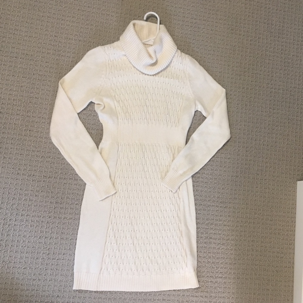 Cream Sweater Dress 🍂🌲